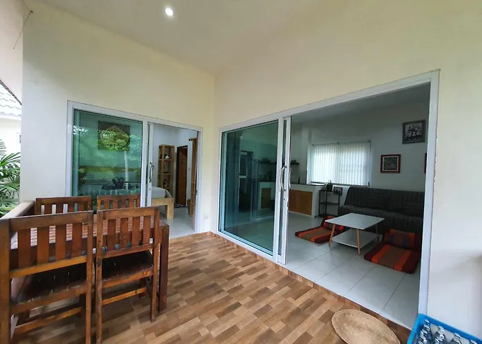 Niniari House