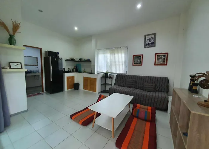 Niniari House